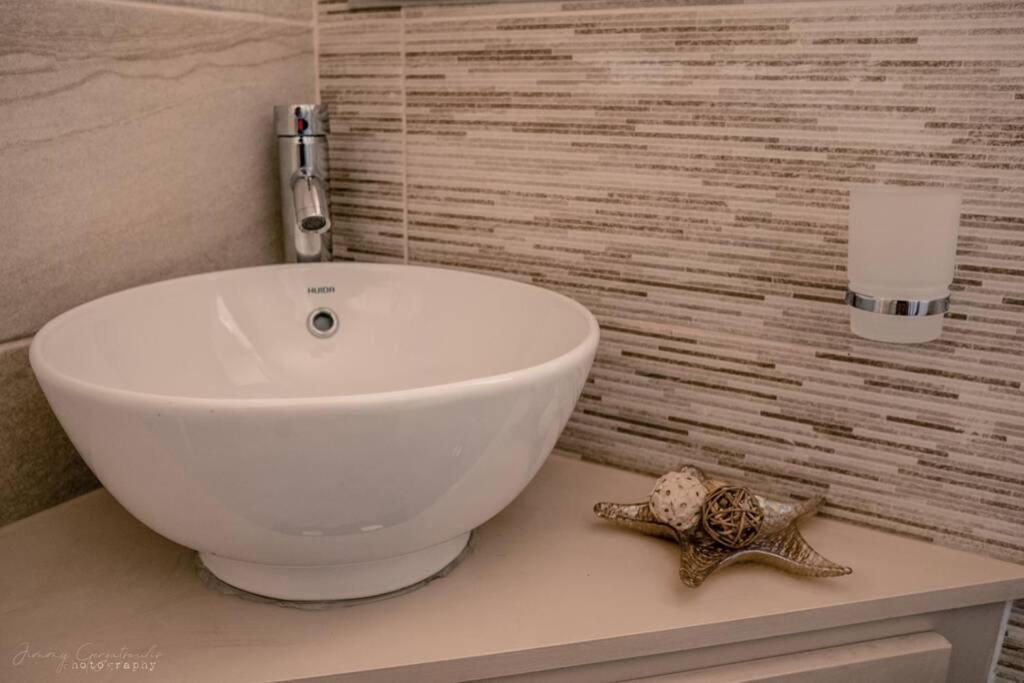 Remvi Deluxe Apartment 202 With Sea View Karpathos Esterno foto
